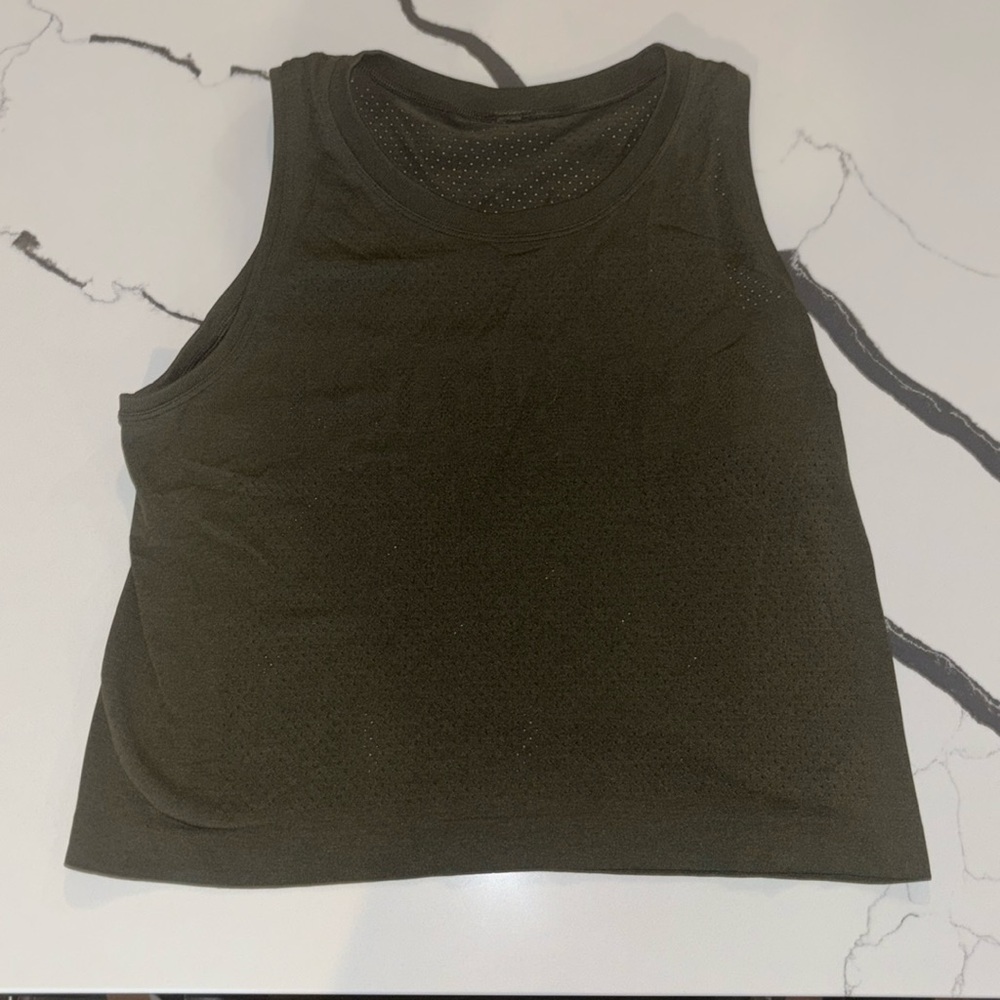 Lululemon women's tank top